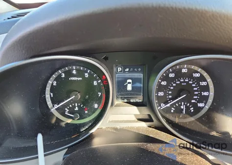 2017 Hyundai Santa Fe Sport z USA, uszkodzony, nr VIN 5XYZU3LB3HG383710